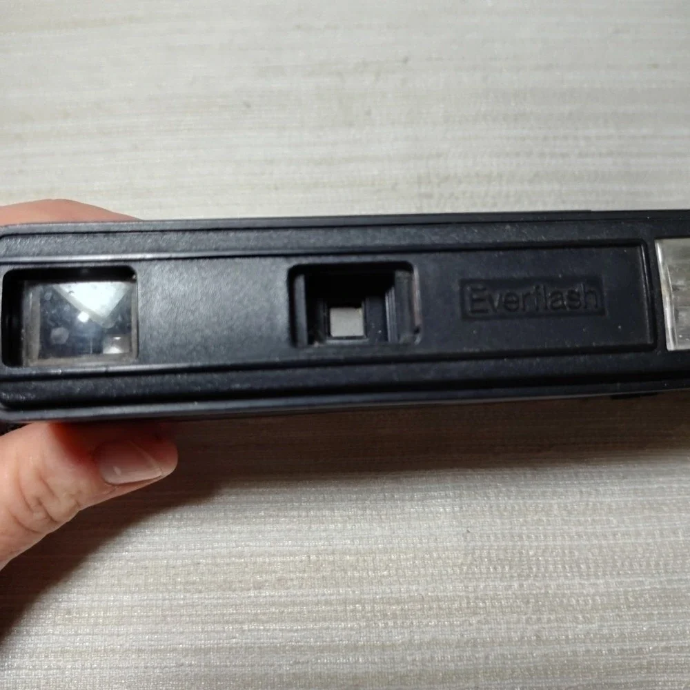 Vintage Black Film Pocket Camera Keystone XR108  - EverFlash Vintage‎ Untested